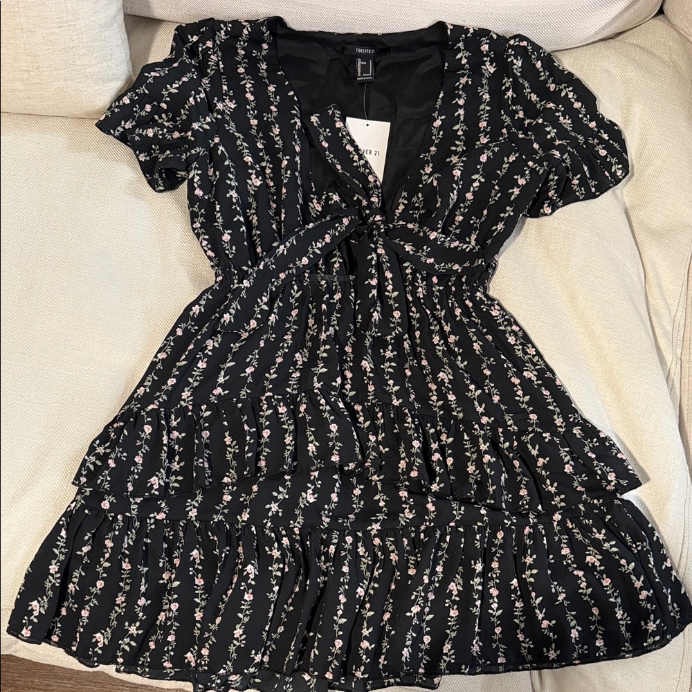 Forever 21 Black Floral Dress
